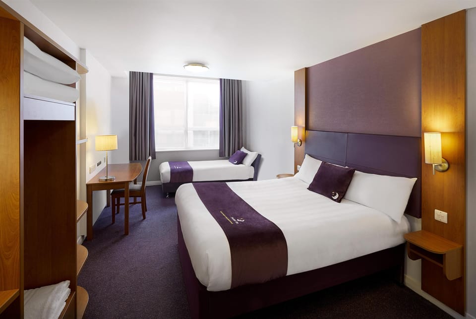 Family Triple Room | Bed sheets