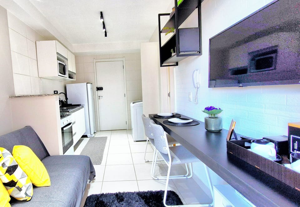 Standard Apartment, Lanai | Living area