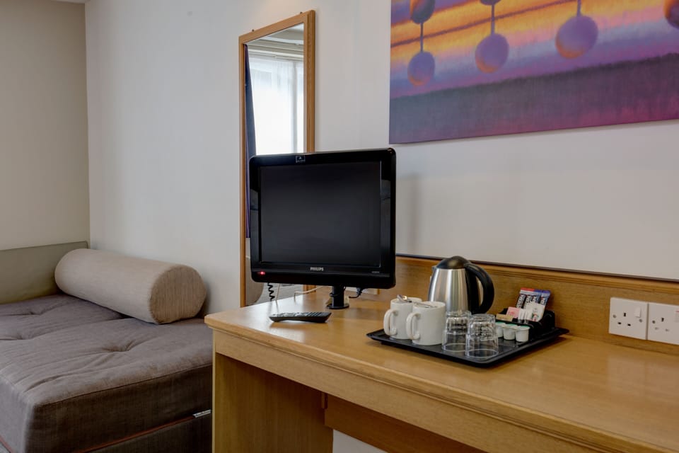 Desk, free cribs/infant beds, free WiFi, bed sheets