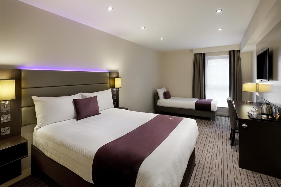 Family Triple Room | Bed sheets