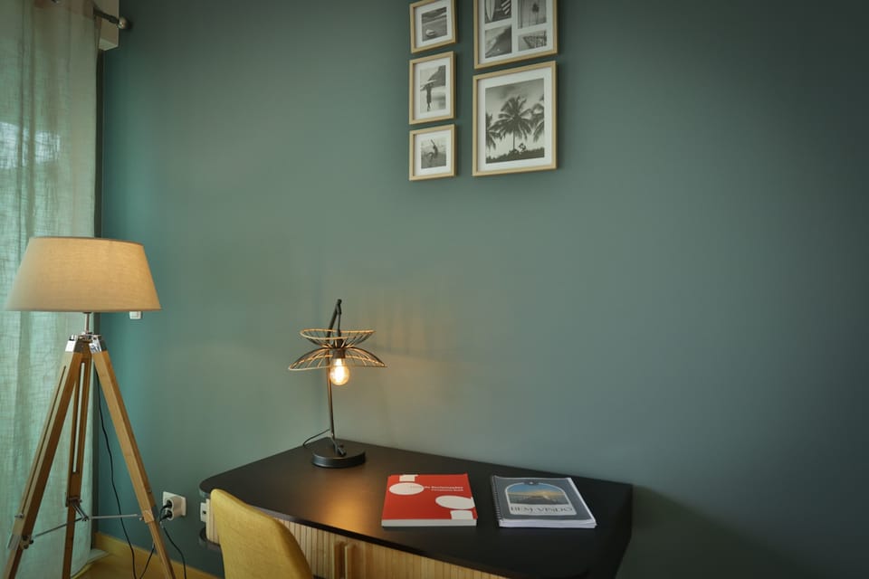 House | 4 bedrooms, desk, Internet