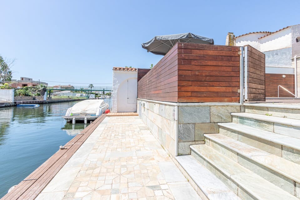 Villa | Pool | Indoor pool, outdoor pool