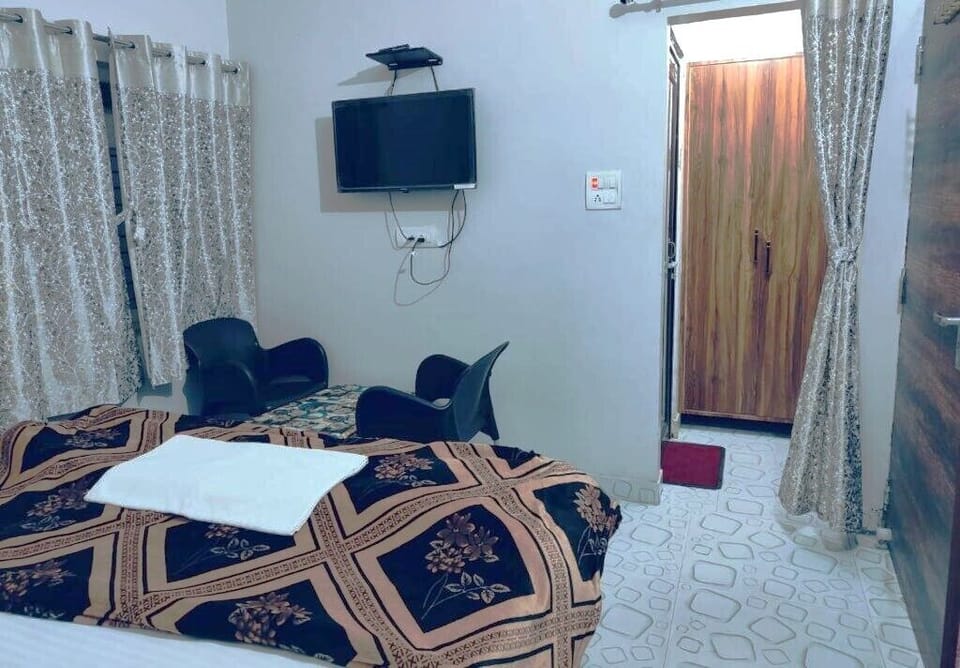 Deluxe Double Room, City View | Free WiFi