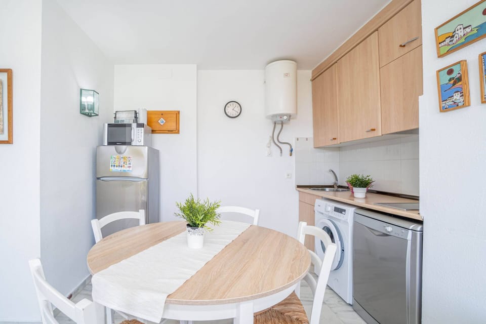 Apartment | Private kitchen | Electric kettle