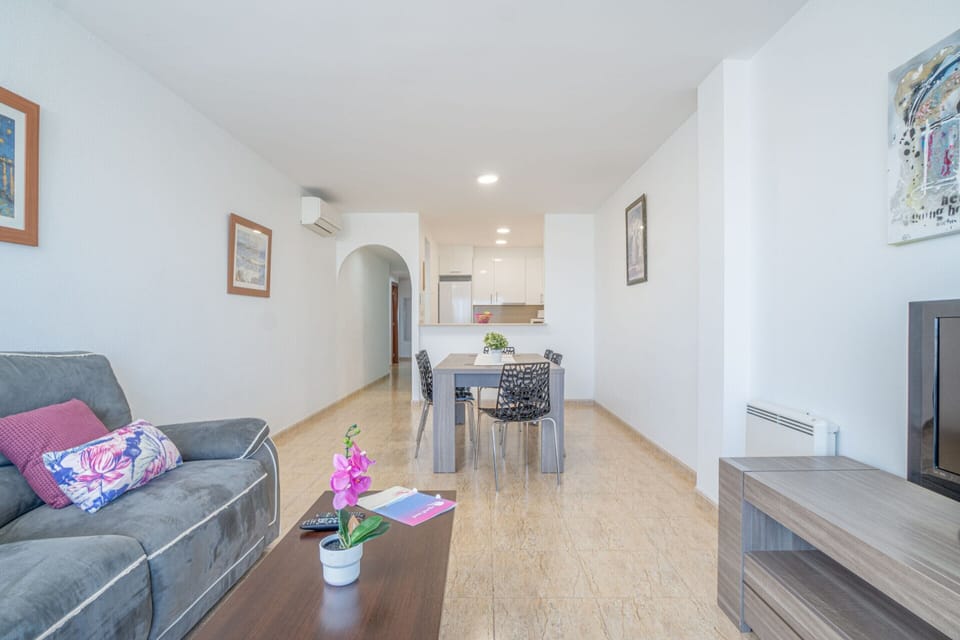 Apartment | Dining