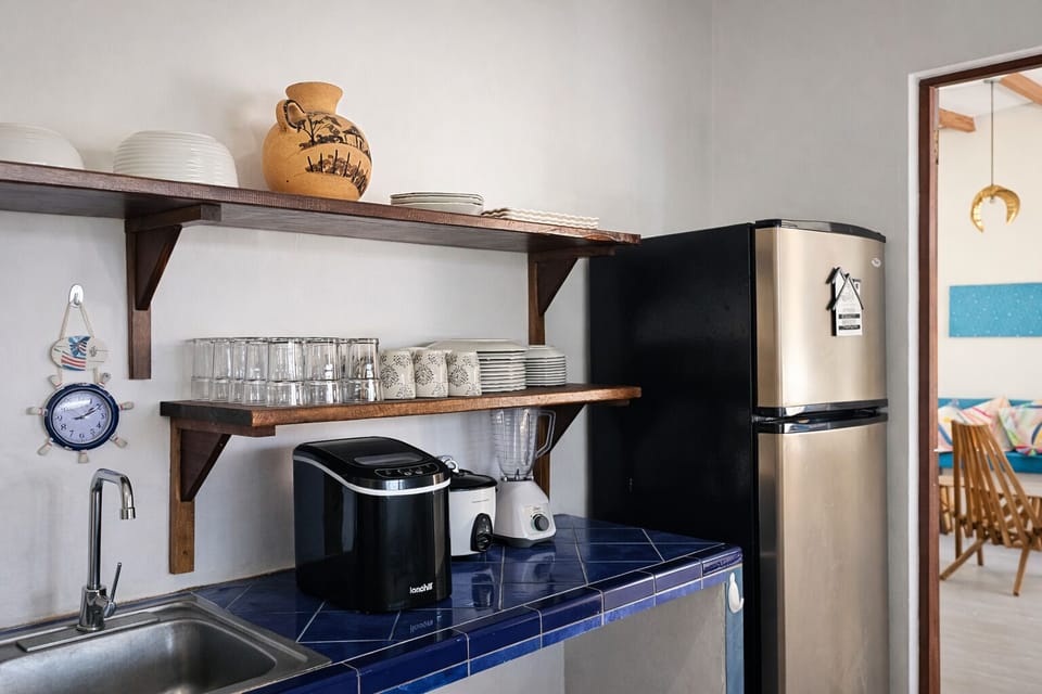 The kitchen is fully equipped. Includes an ice making machine for fresh drinks.