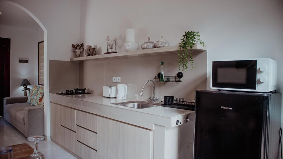 Luxury Villa, 1 Bedroom, Private Pool, Pool View | Private kitchenette