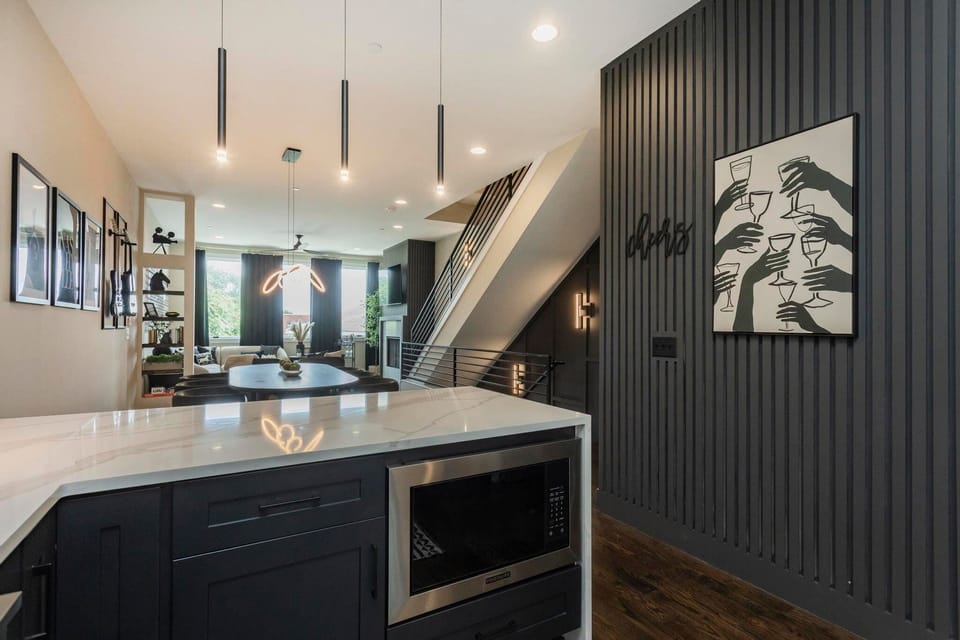 Brand New Fully Stocked Kitchen