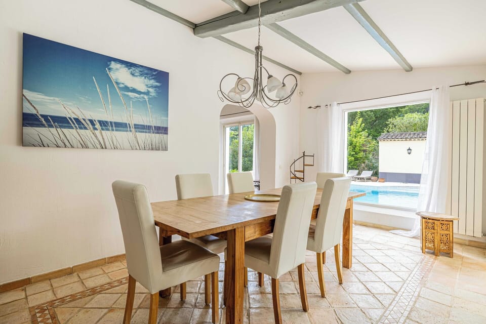 Villa | Dining