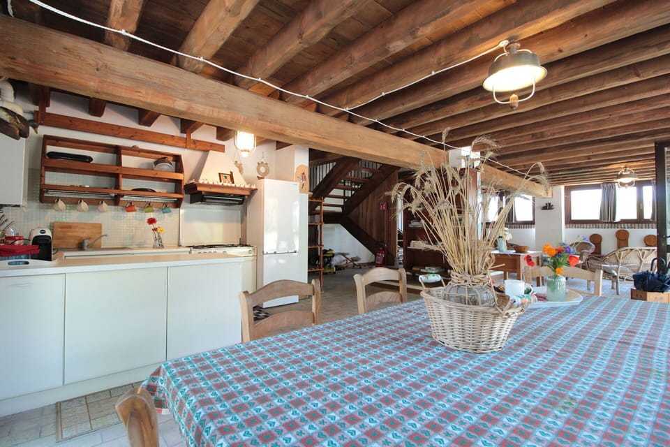 Autumn, Kitchen, Spring, Summer