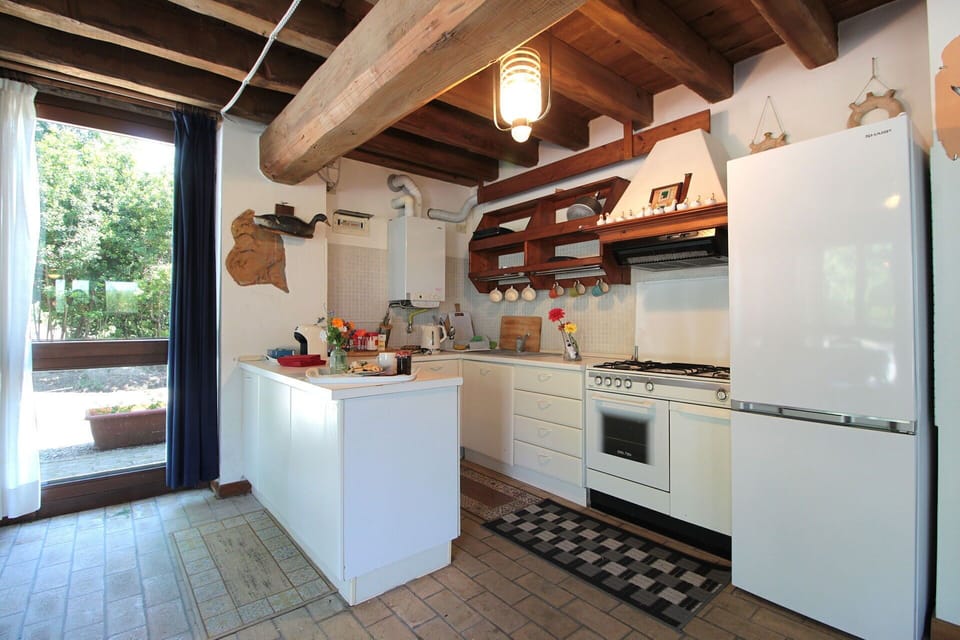 Autumn, Kitchen, Spring, Summer