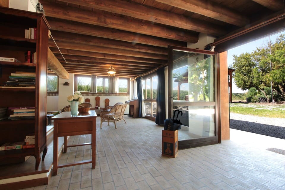 Autumn, Living Room, Spring, Summer
