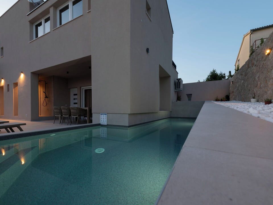 Wall, Architecture, Swimming Pool, Residential Area, Home, Composite Material, Concrete, Estate, Shade, Design