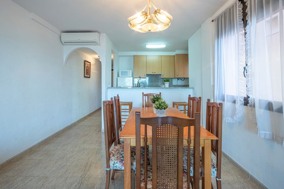 Apartment | Dining
