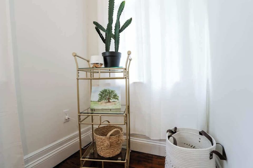 Small decor items that add personality to the home, while giving it a lived-in feel. 