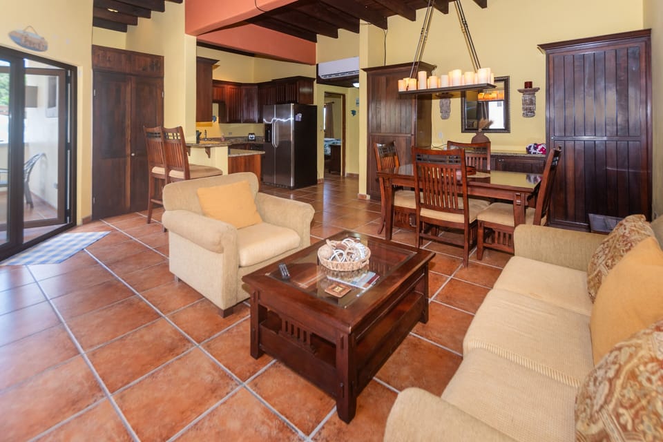 Apartment, 2 Bedrooms | Living area