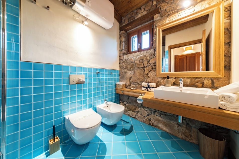 Eco-friendly toiletries, slippers, bidet