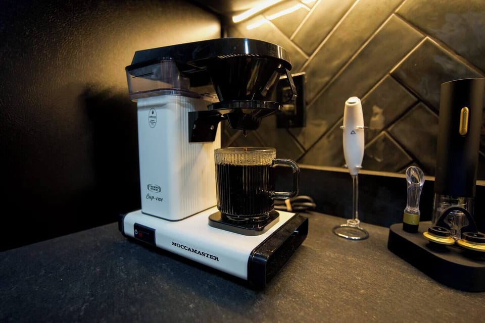 Enjoy our drip coffee, one cup maker! If you'd rather use Kcups, we also have a Keurig available (not pictured). Bring your favorite coffee or utilize what we provide for you for ease and convenience! 