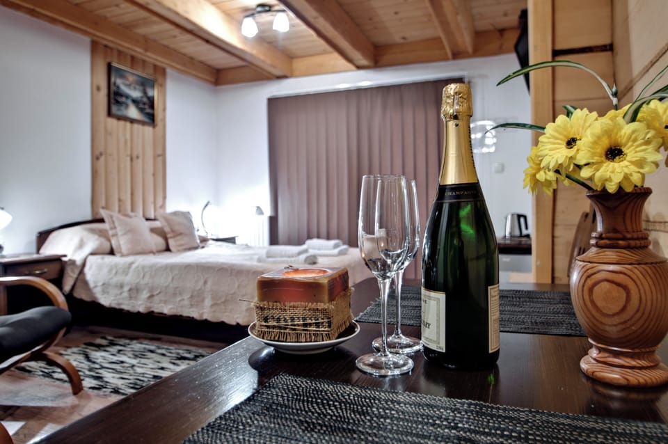 Classic Double Room with Balcony | Blackout drapes, iron/ironing board, free WiFi