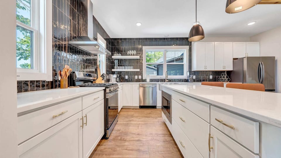 Large Stocked Kitchen