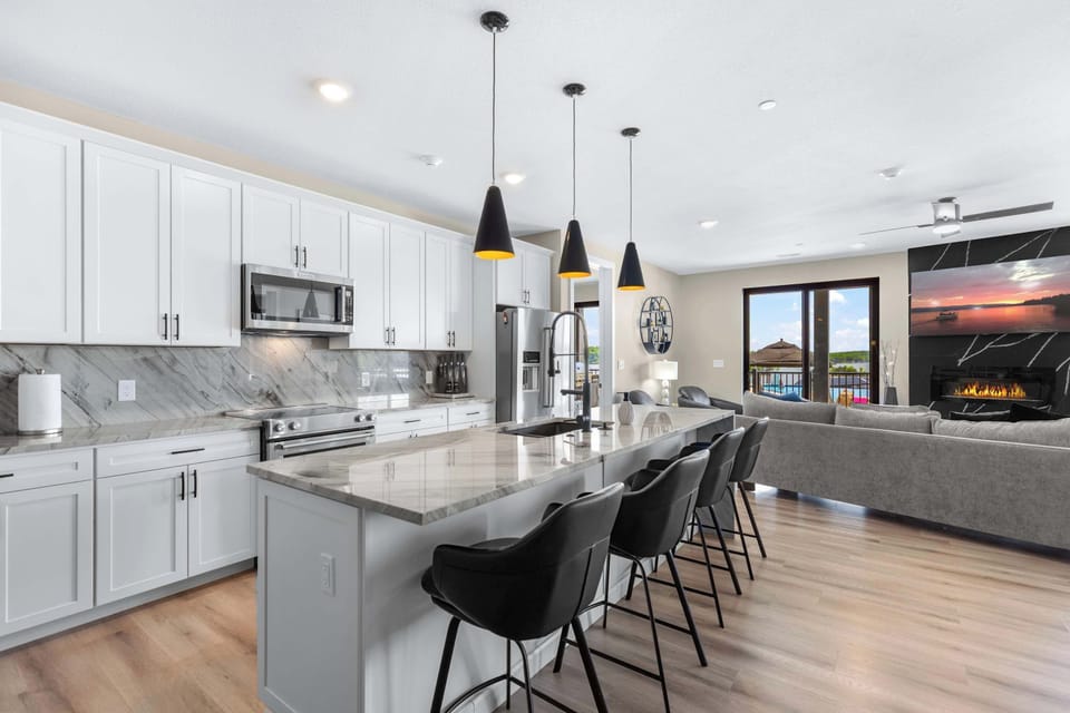 Condo, Multiple Beds, Balcony (Piece of Paradise) | Private kitchen | Fridge, microwave, oven, stovetop