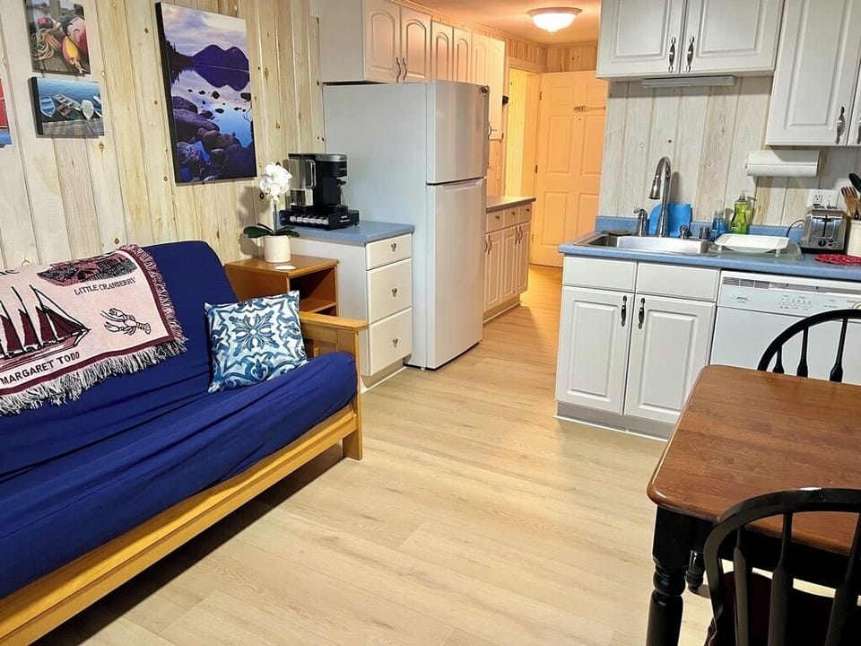 Manset Room