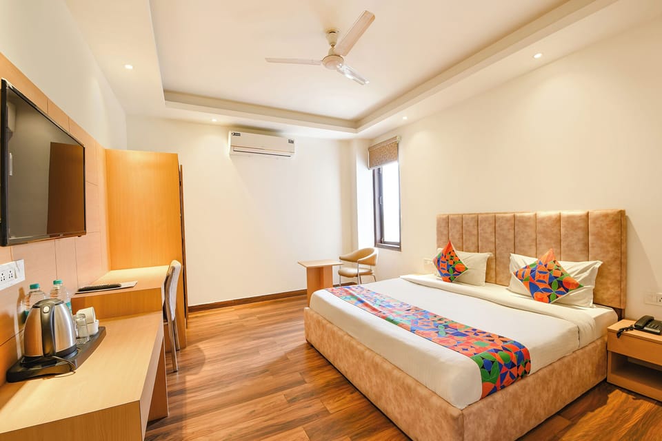 Deluxe Room | Egyptian cotton sheets, premium bedding, in-room safe, free WiFi