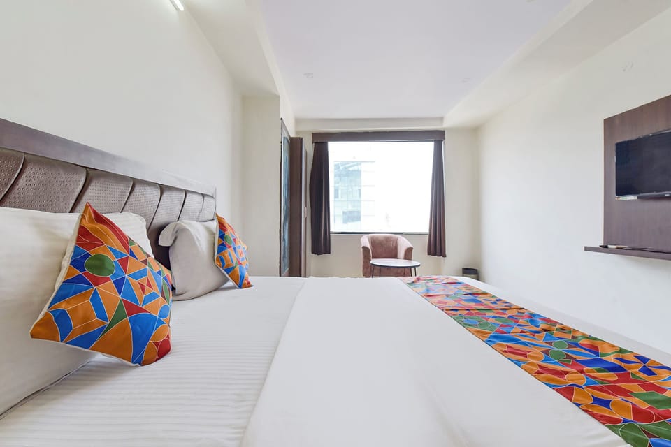 Premium Room | Egyptian cotton sheets, premium bedding, in-room safe, free WiFi