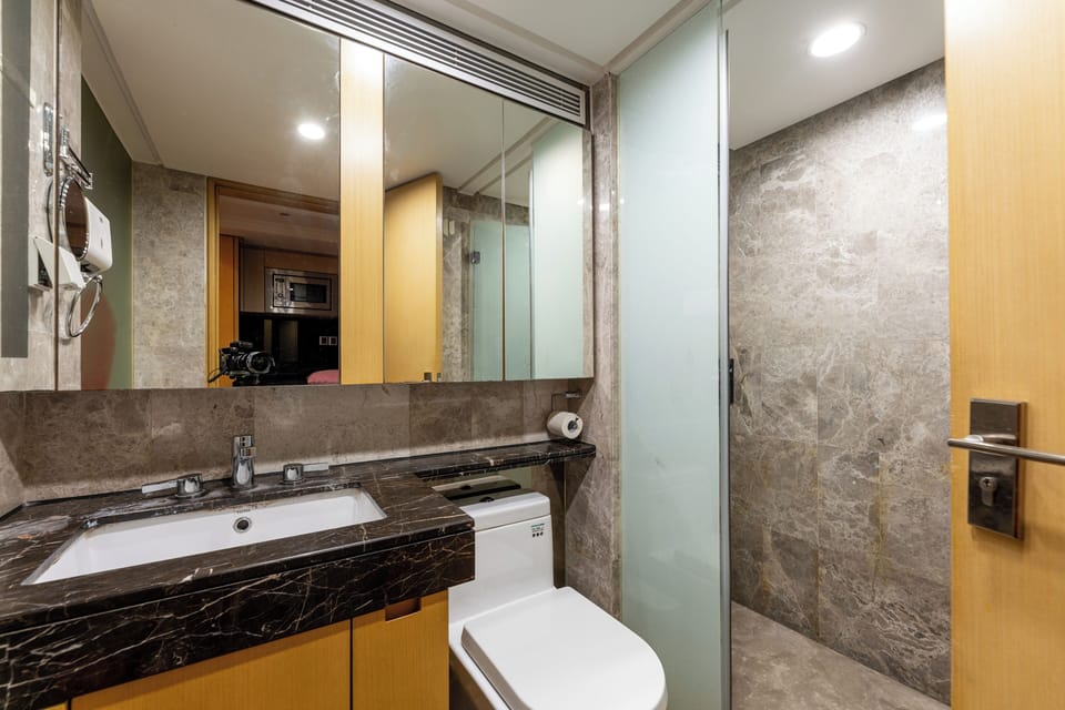 Classic Double Room | Desk, laptop workspace, soundproofing, WiFi (free)