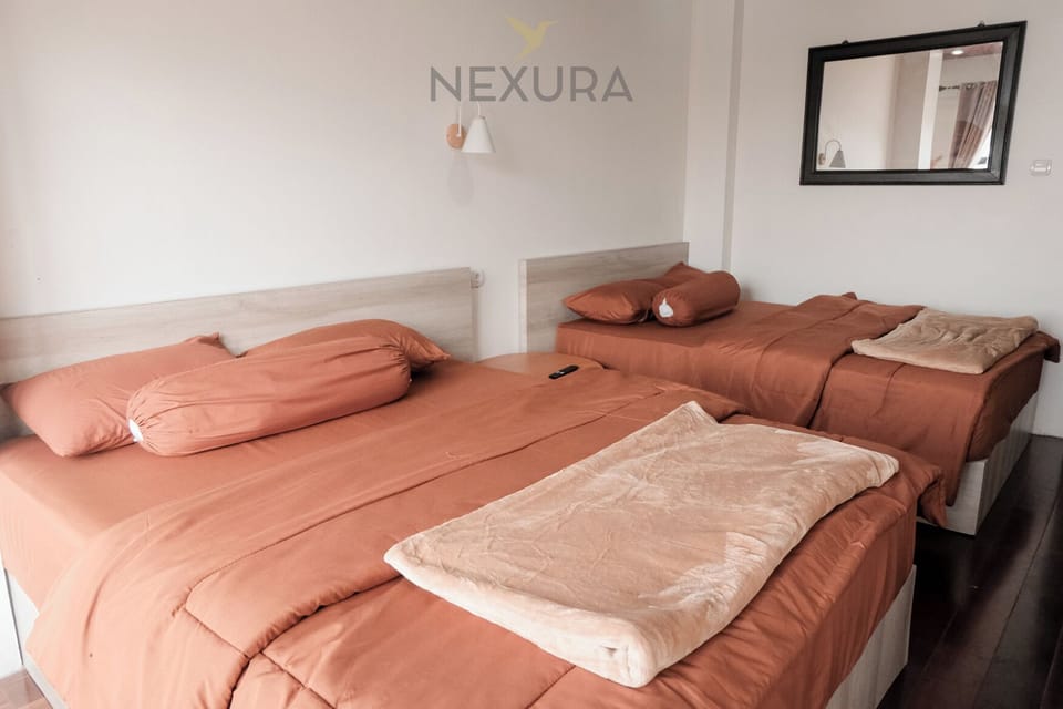 Deluxe Twin Room | Desk, laptop workspace, free WiFi