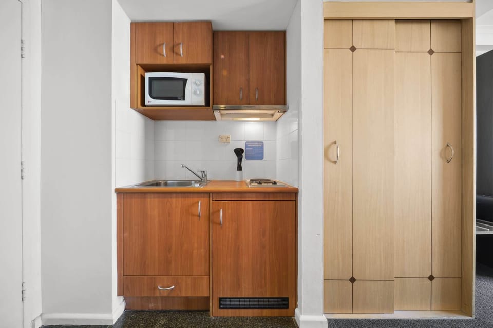 Studio/Kitchenette