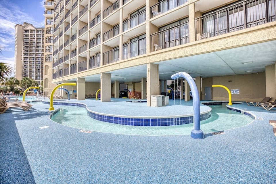 350 ft Lazy River with Tubes perfect for relaxing and soaking up the sun`s rays while staying cool in the summertime.  Located under Tower C