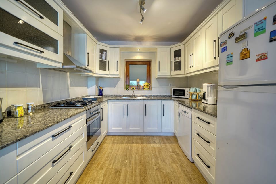 Villa, Balcony, Sea View | Private kitchen