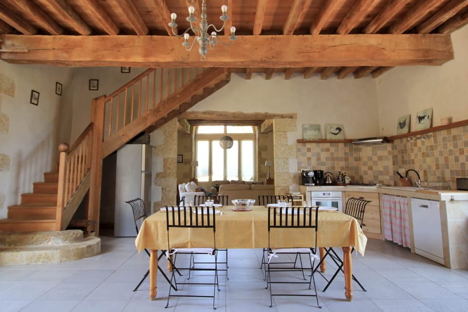 Kitchen, Orangery Domaine du Château de Beaulieu, Gers