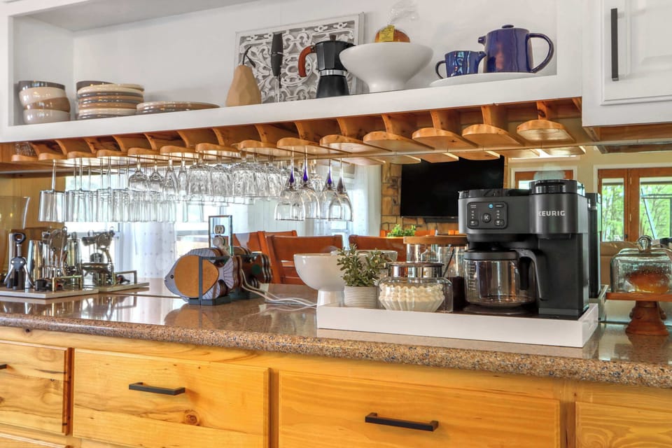 House, Multiple Beds, Patio (Lakefront Daze) | Dining