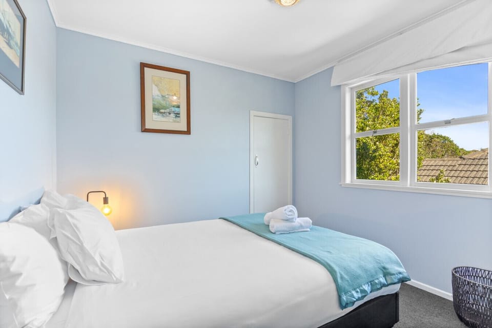 Queen bed upstairs.