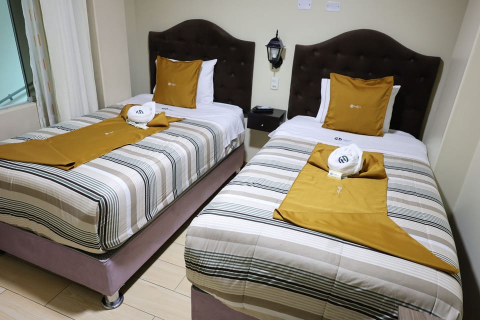 Classic Twin Room, Patio | Desk, free WiFi