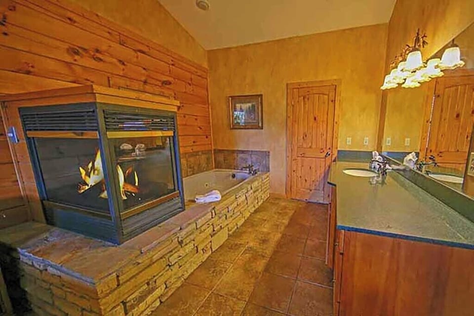 893v2FsnceYVA-20210327130632