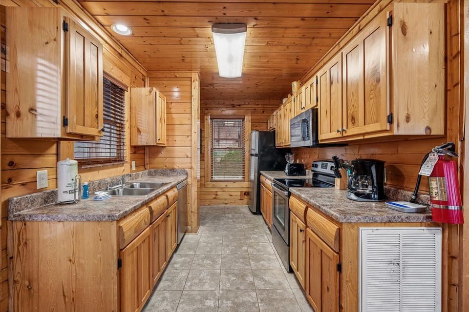 21-Kitchen