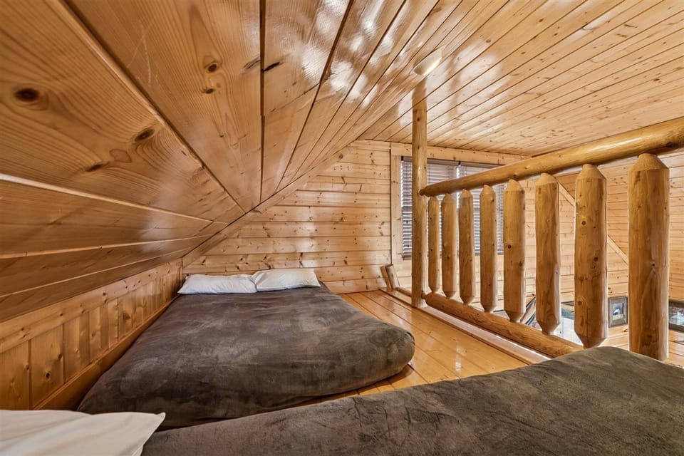 53-Bedroom