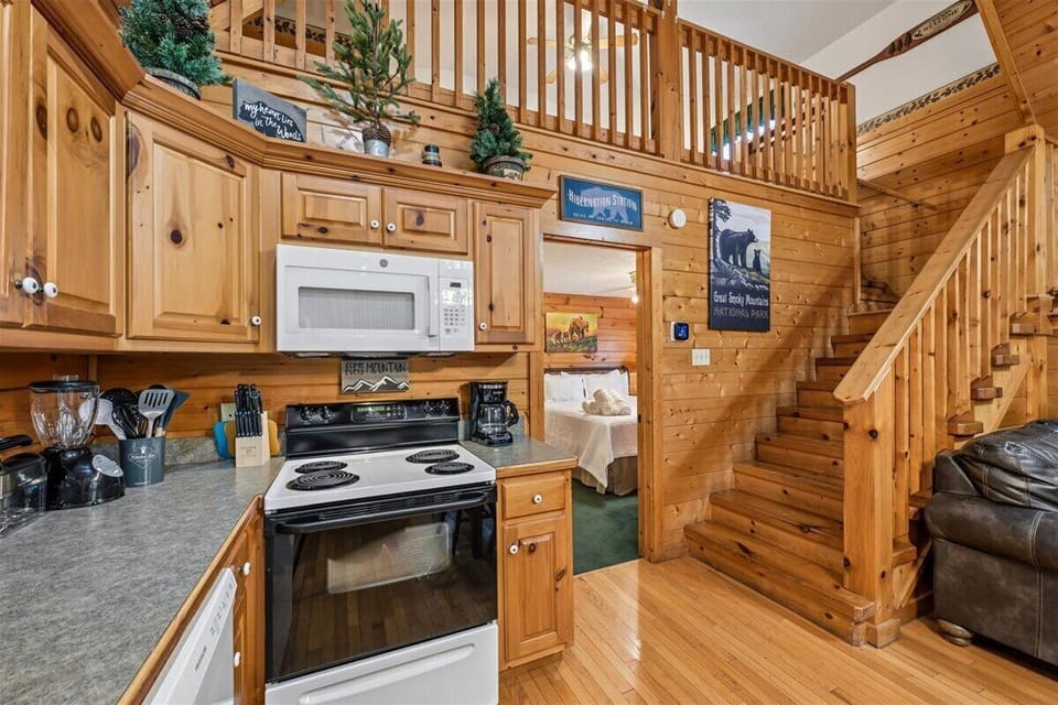 14-Kitchen
