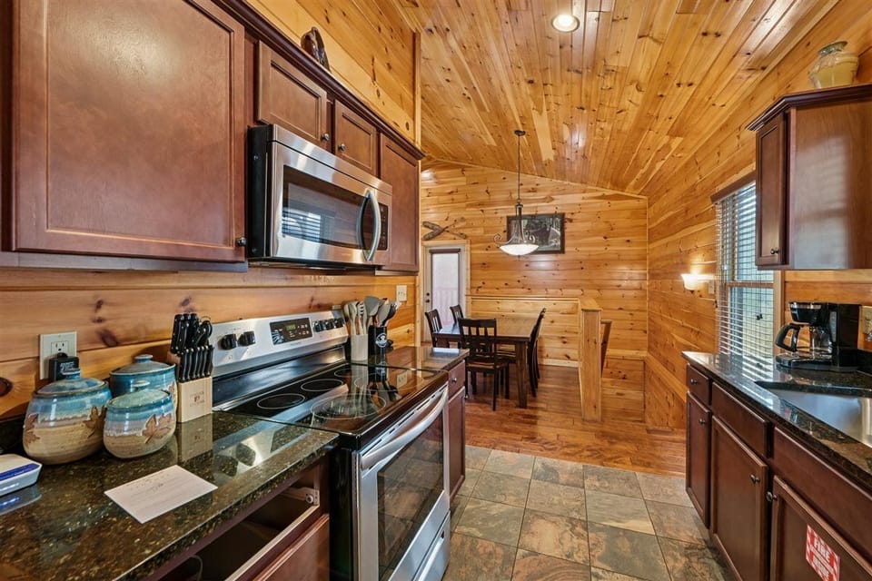 07-Kitchen
