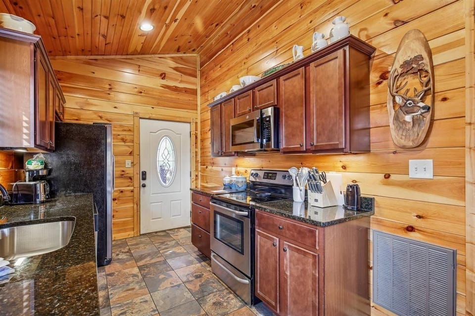 22-Kitchen