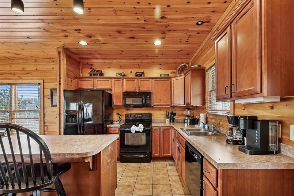 11-Kitchen