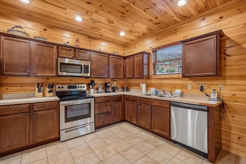 15-Kitchen