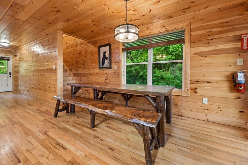 13-Dining Room
