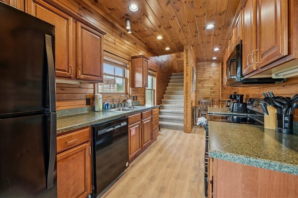 13-Kitchen