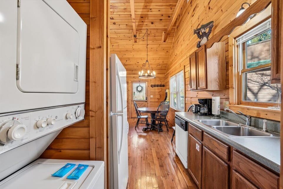 11-Kitchen