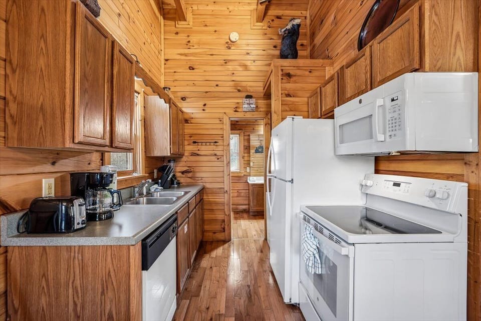 10-Kitchen