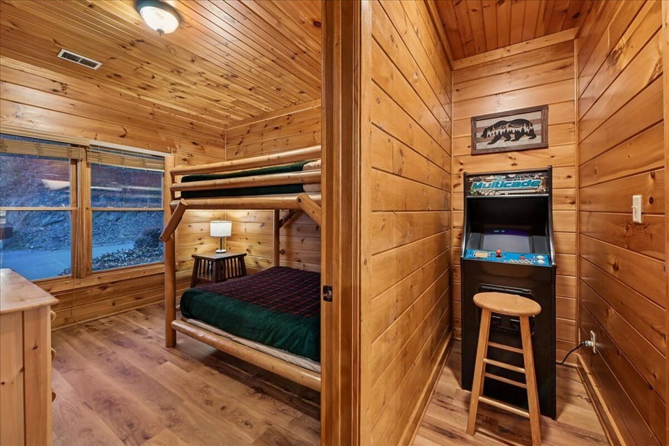 28-Bedroom